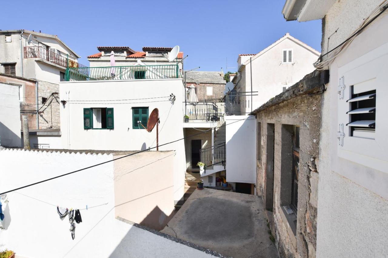 Apartment Miledina Primosten Exterior photo